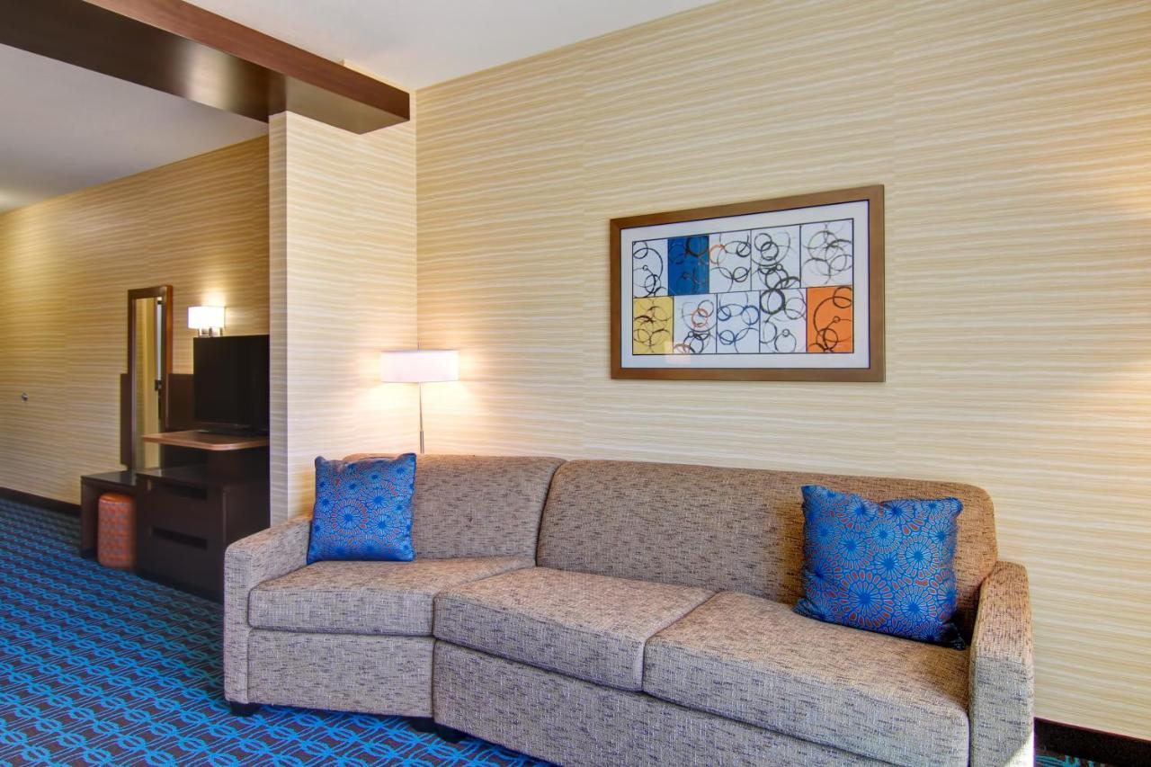 Fairfield Inn & Suites By Marriott Kamloops Eksteriør billede
