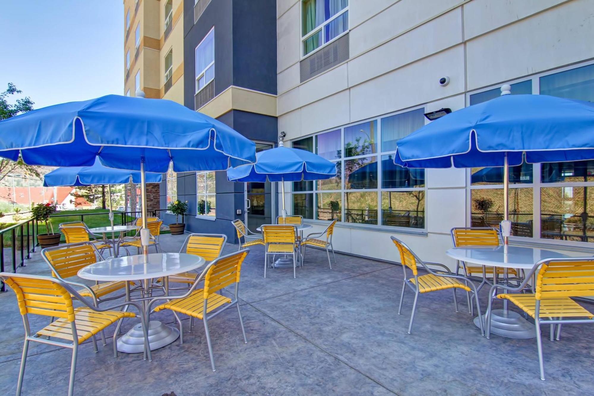 Fairfield Inn & Suites By Marriott Kamloops Eksteriør billede