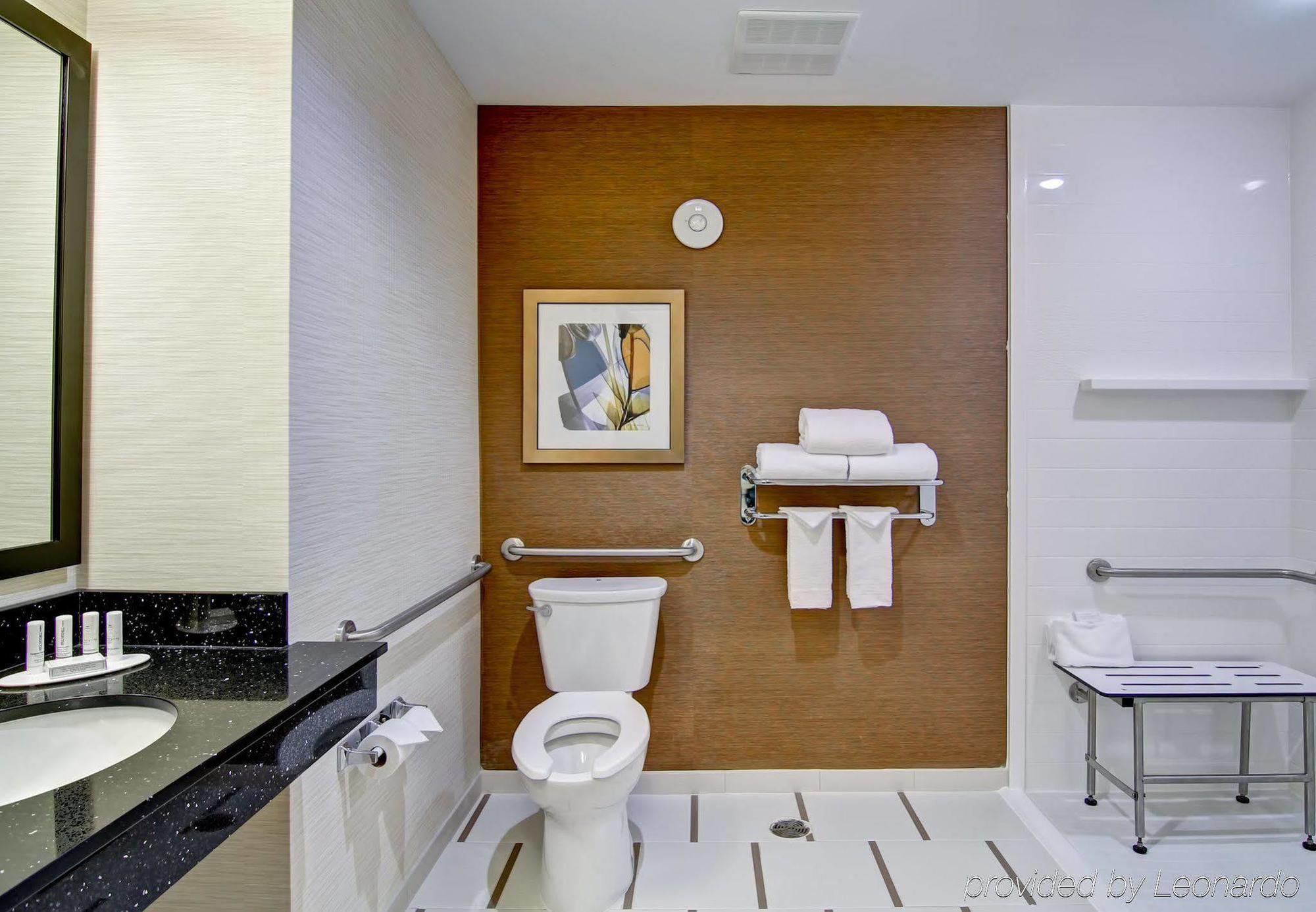 Fairfield Inn & Suites By Marriott Kamloops Eksteriør billede