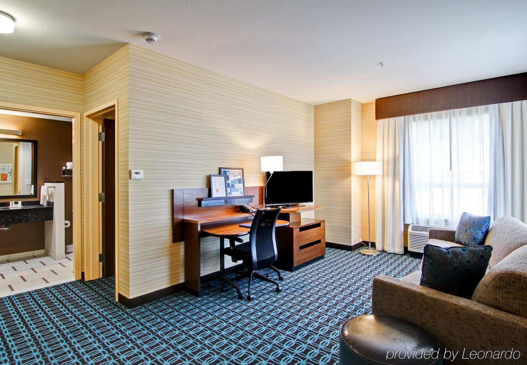 Fairfield Inn & Suites By Marriott Kamloops Eksteriør billede